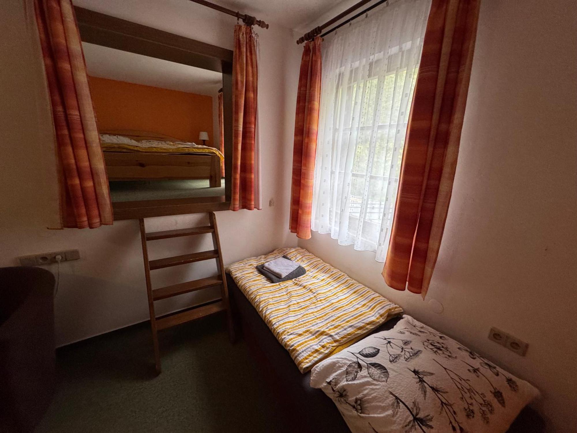 Lucni Dum Hotel Janské Lázně Kamer foto