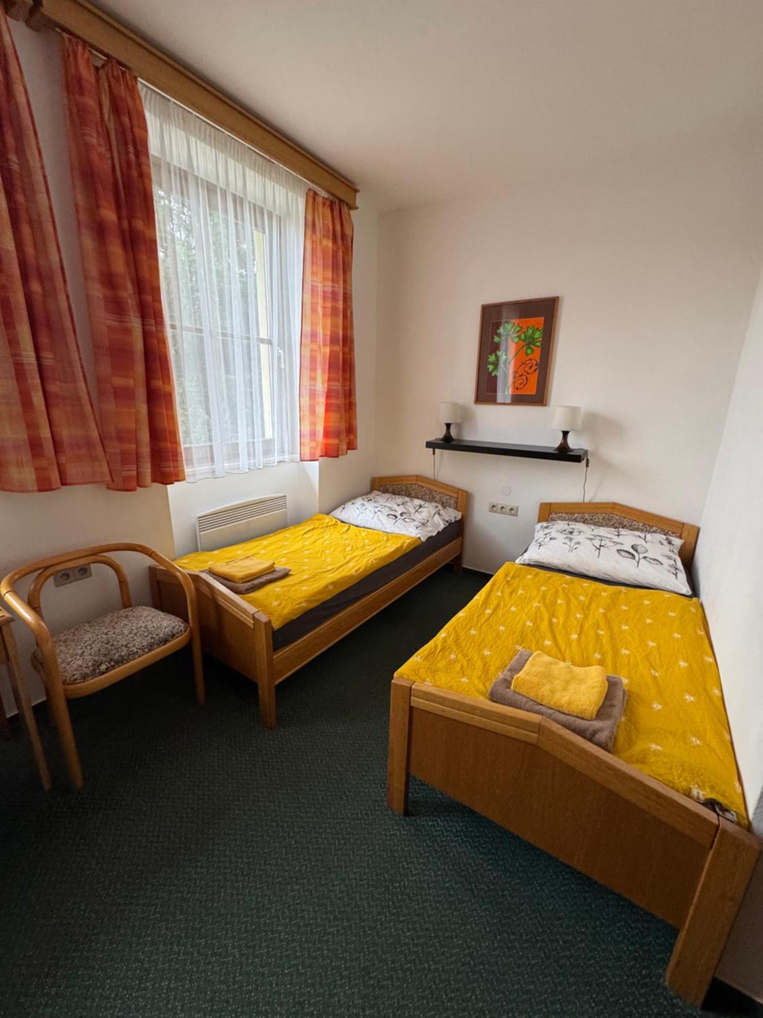 Lucni Dum Hotel Janské Lázně Kamer foto