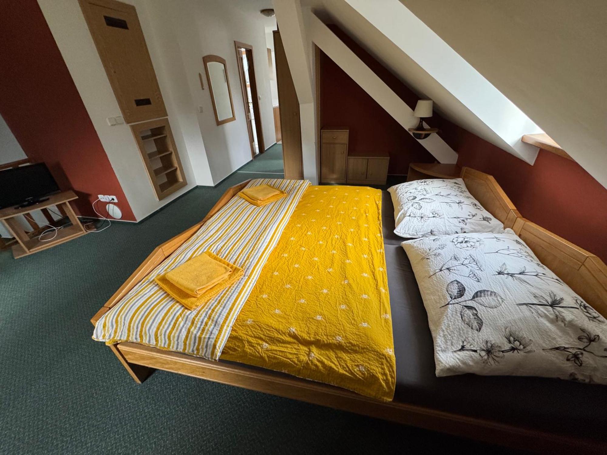 Lucni Dum Hotel Janské Lázně Kamer foto