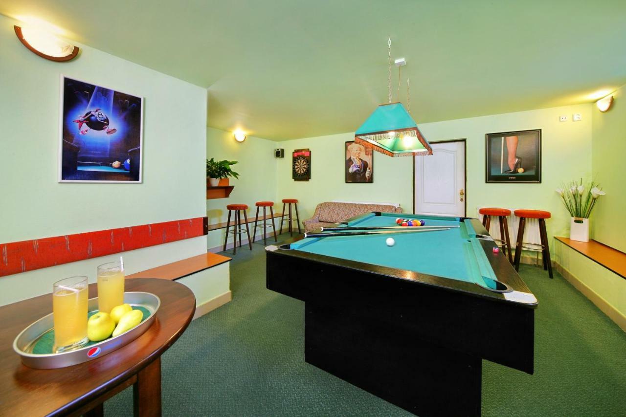 Lucni Dum Hotel Janské Lázně Buitenkant foto