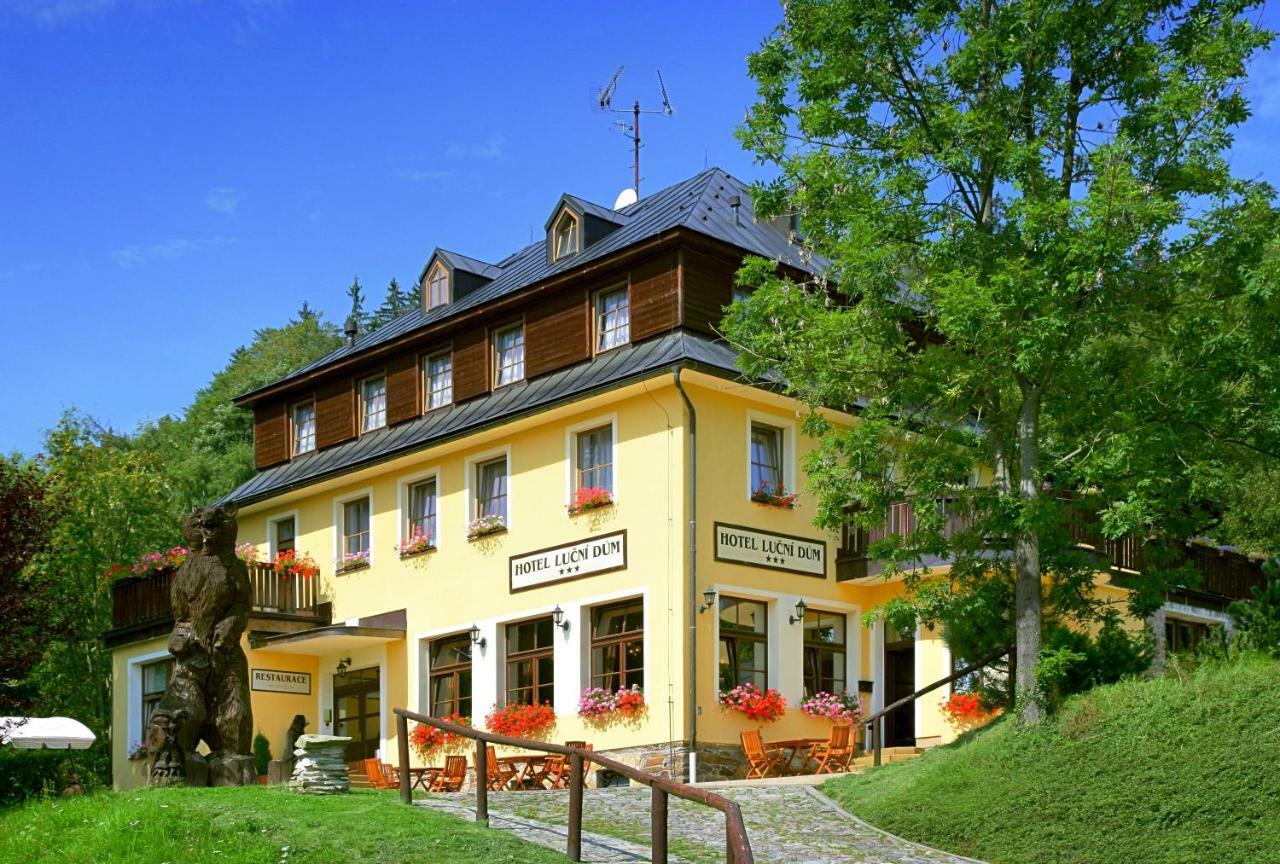Lucni Dum Hotel Janské Lázně Buitenkant foto