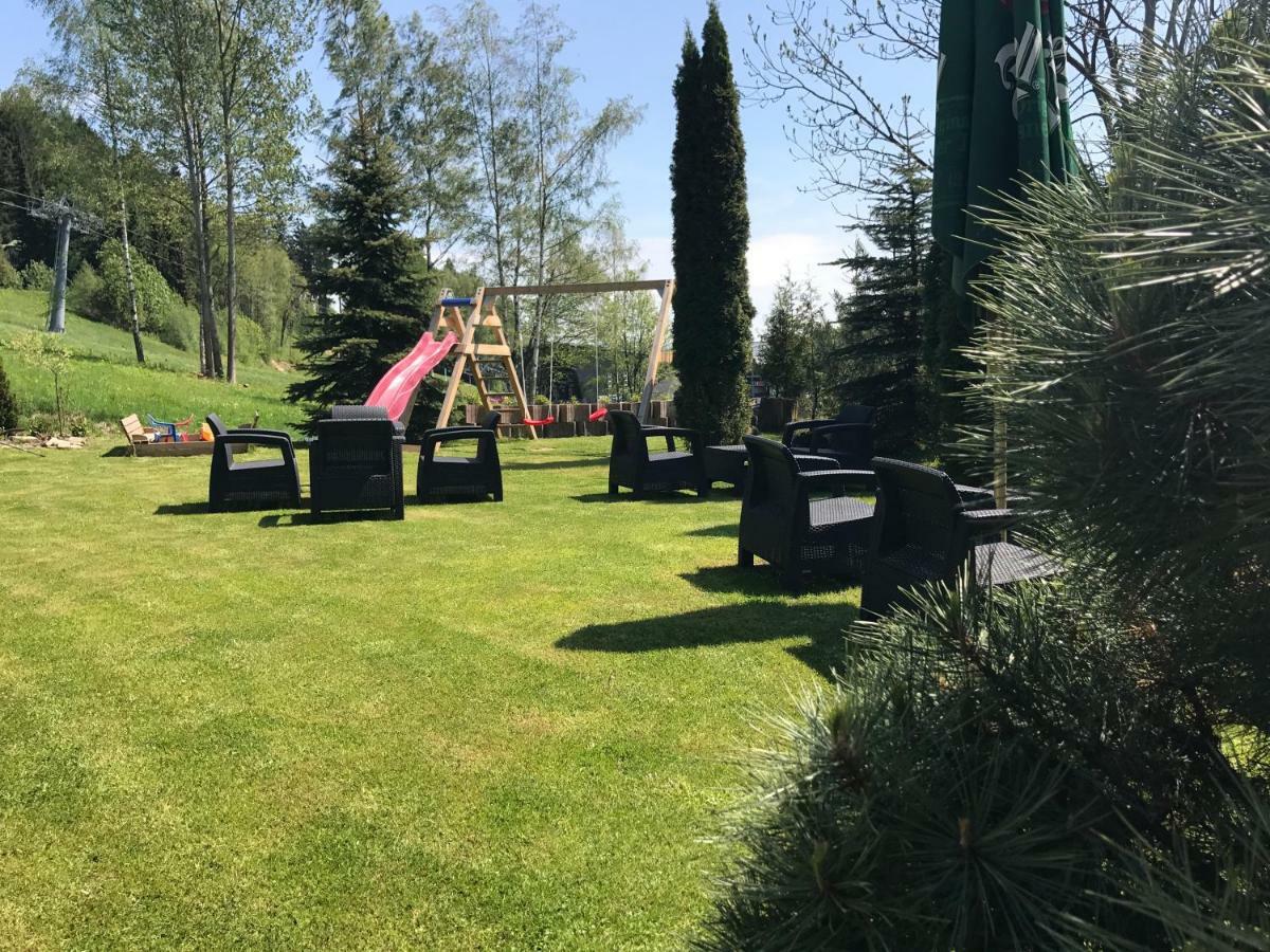 Lucni Dum Hotel Janské Lázně Buitenkant foto
